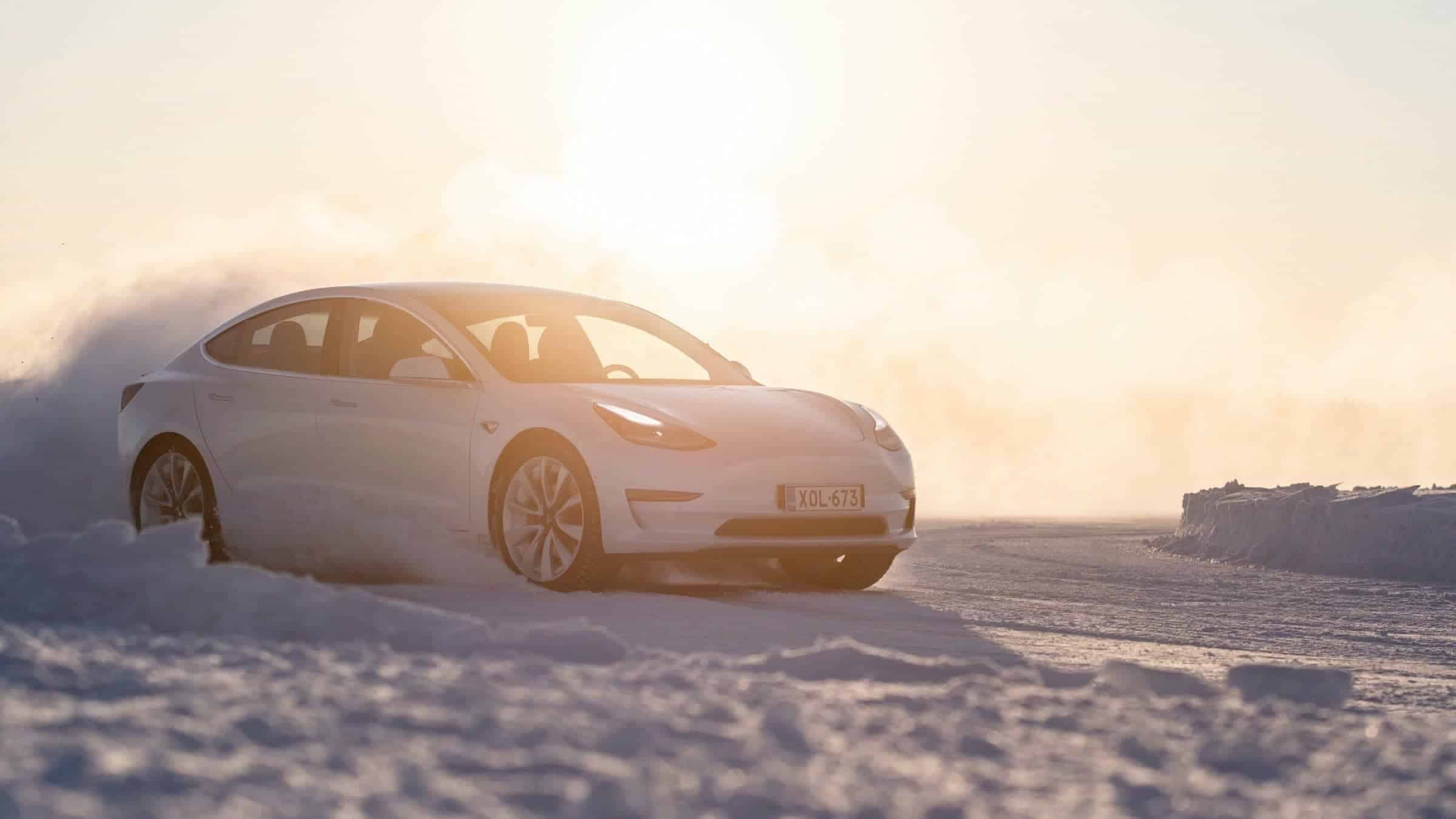 Tesla-Model-3-Drifting-on-Snow-in-Kemi-Finland