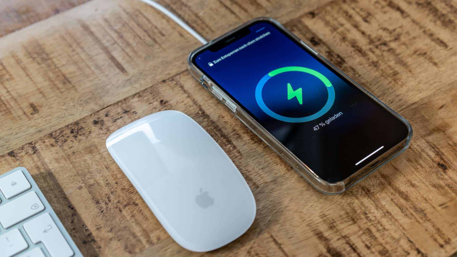 Apple iPhone 12 Pro MagSafe