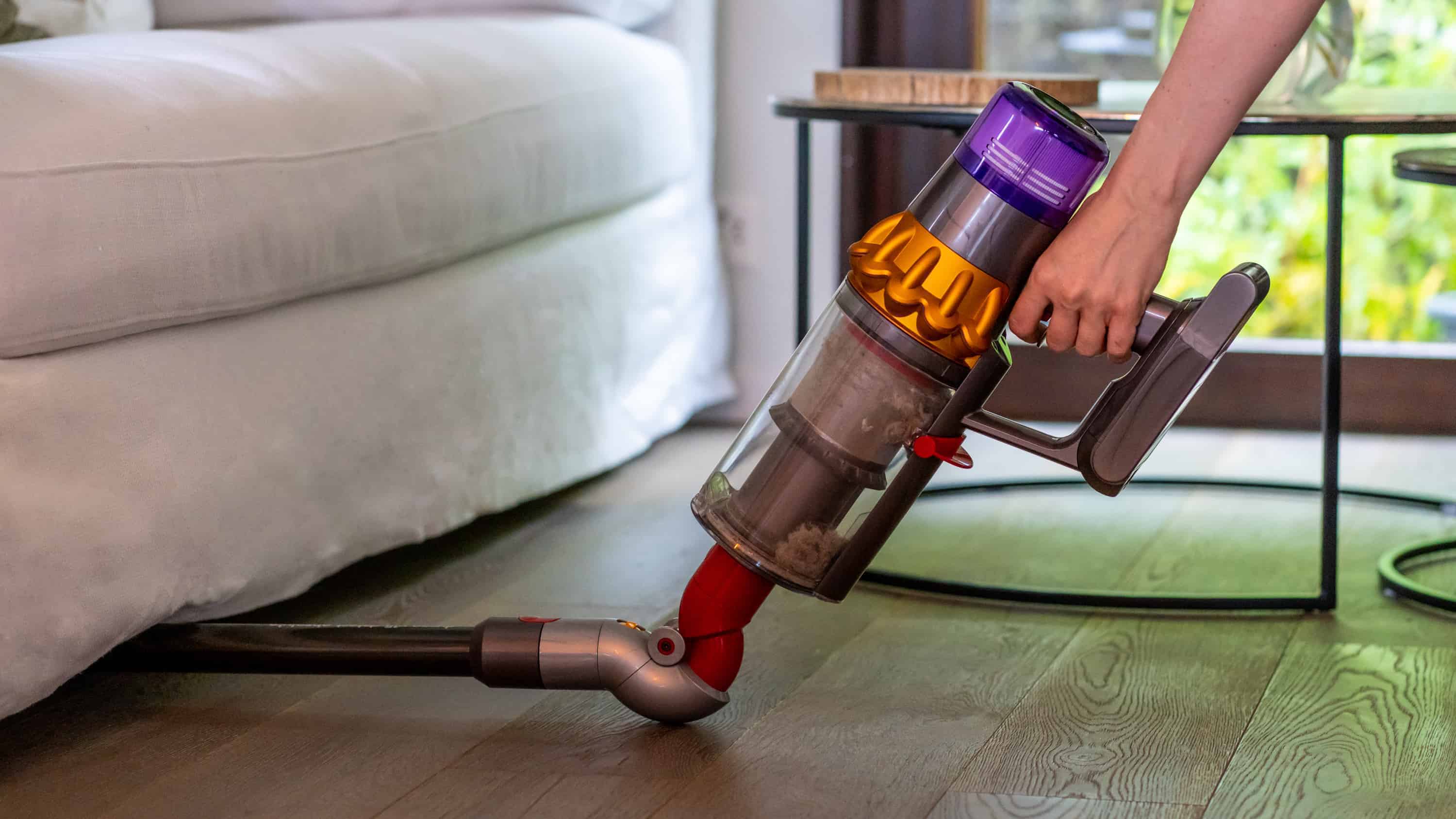 Dyson V15 Detect Laser Akkustaubsauger Boden
