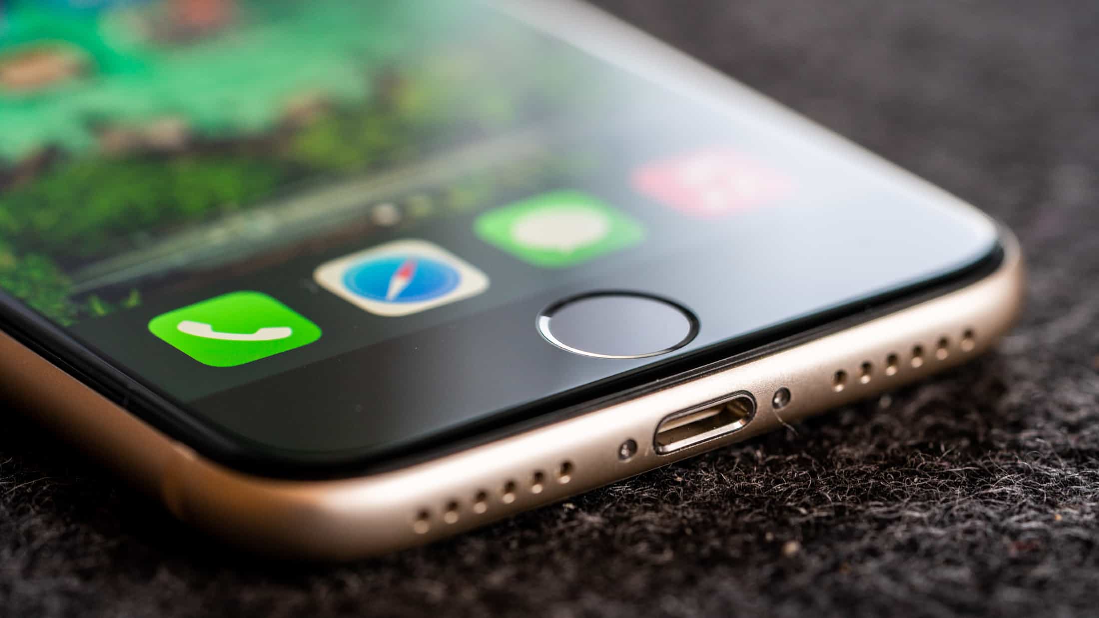 Apple iPhone SE 3 Home Button Touch ID