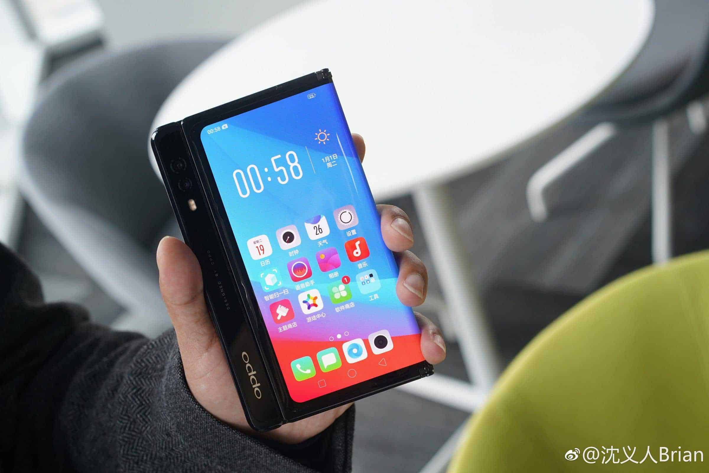 Oppo Foldable Smartphone Front