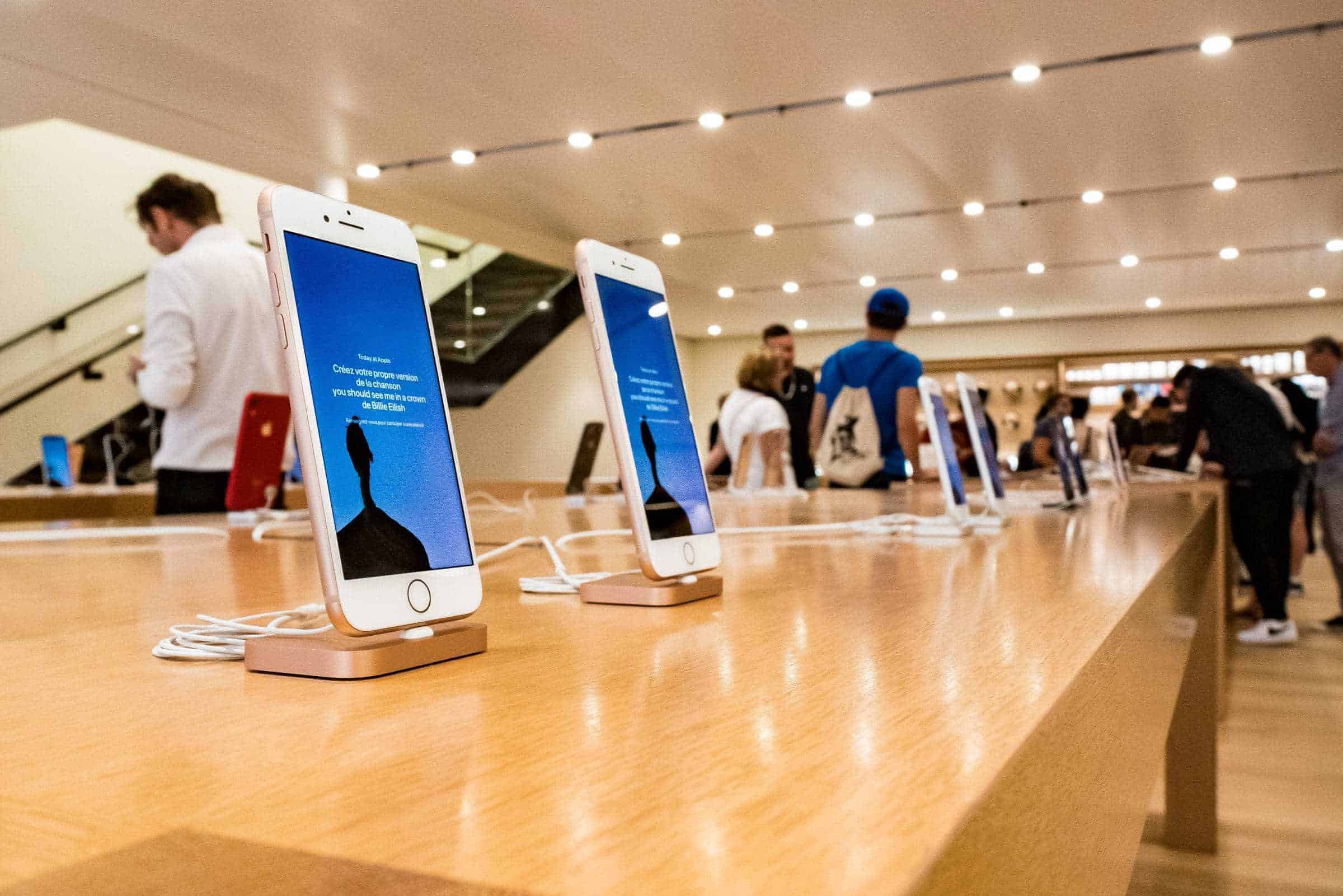 iPhone Apple Store Zürich Schweiz Rennweg 43