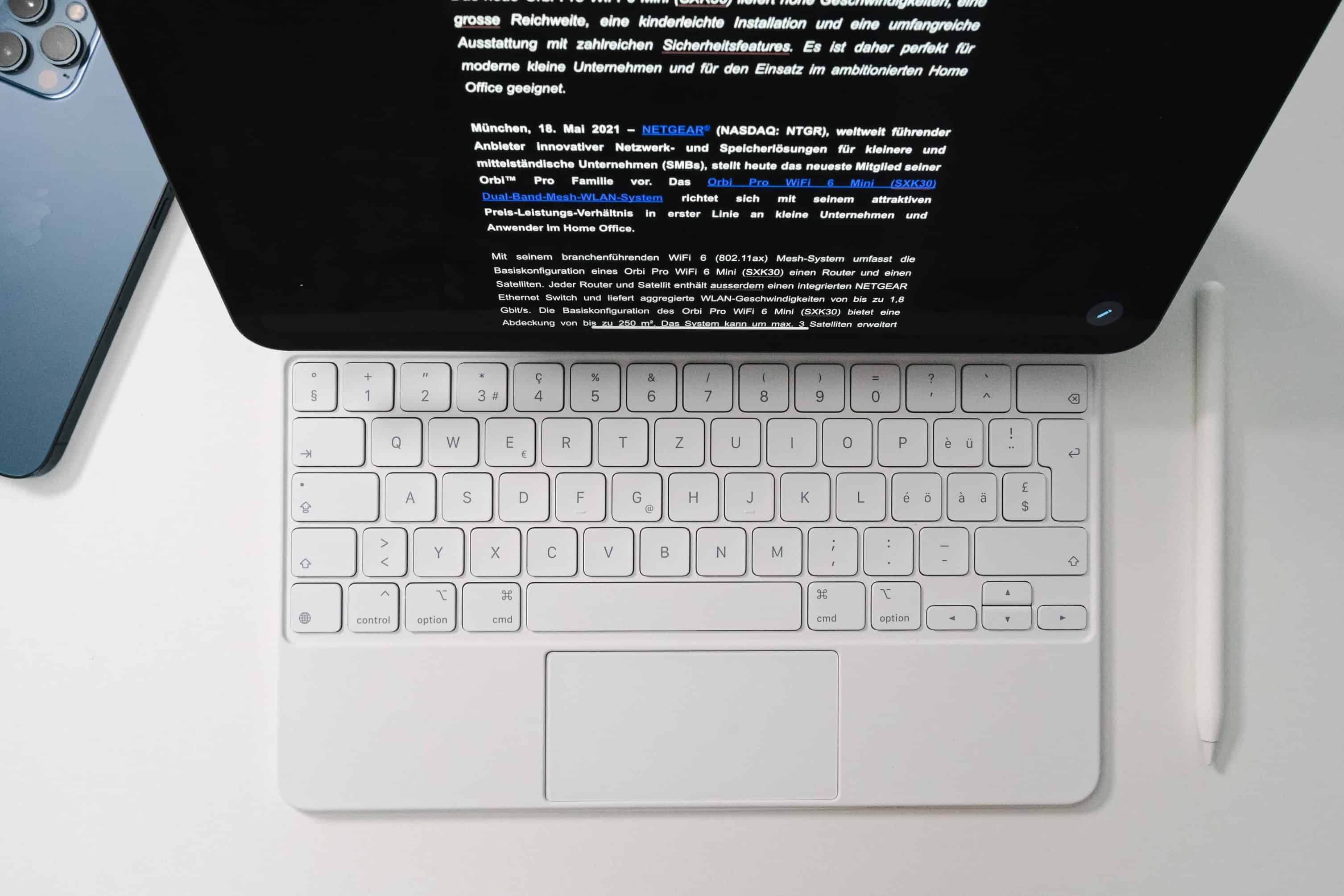iPad Pro 2021 Magic Keyboard weiss