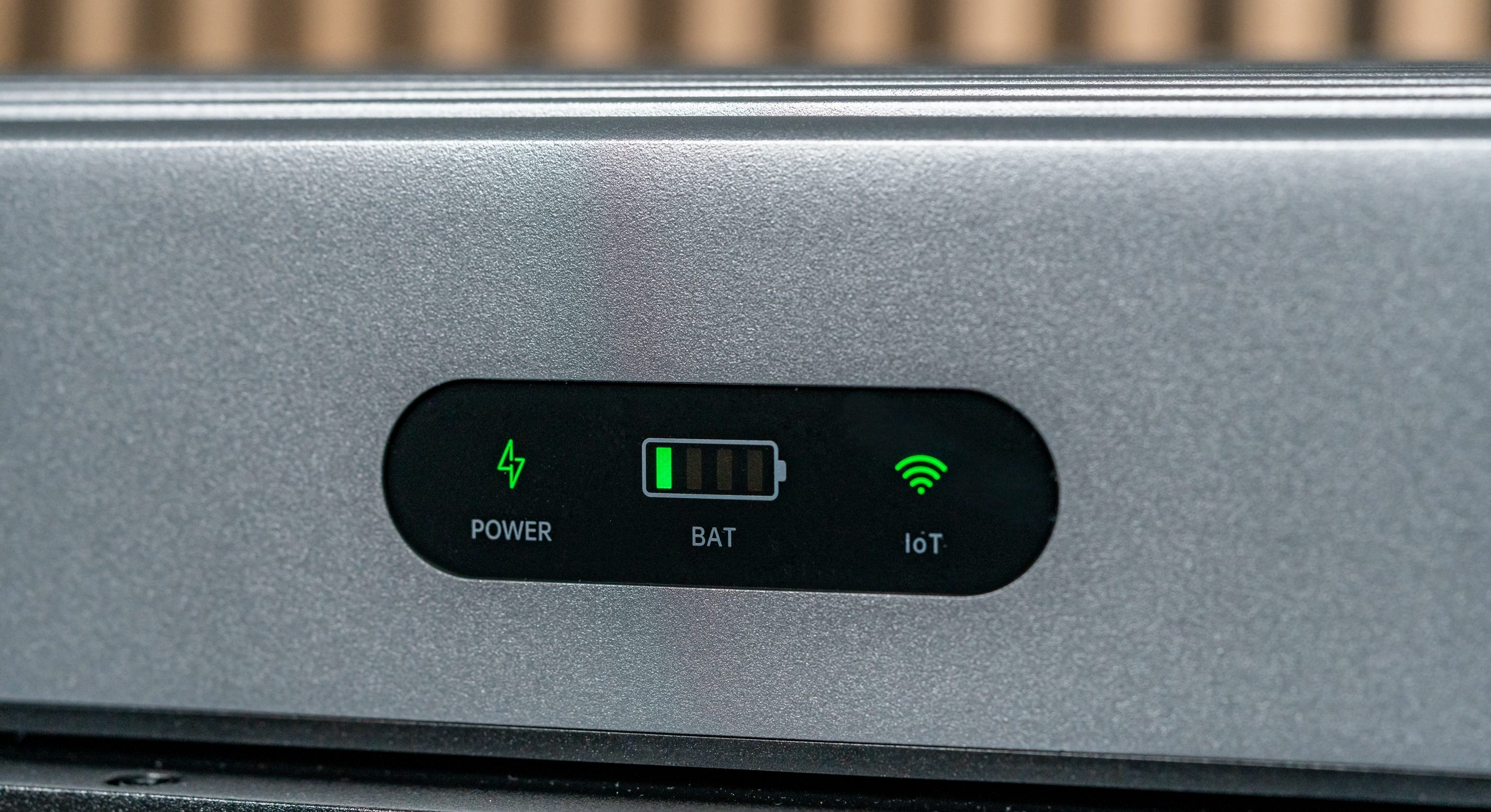 Zendure SolarFlow 2400 AC Status Display
