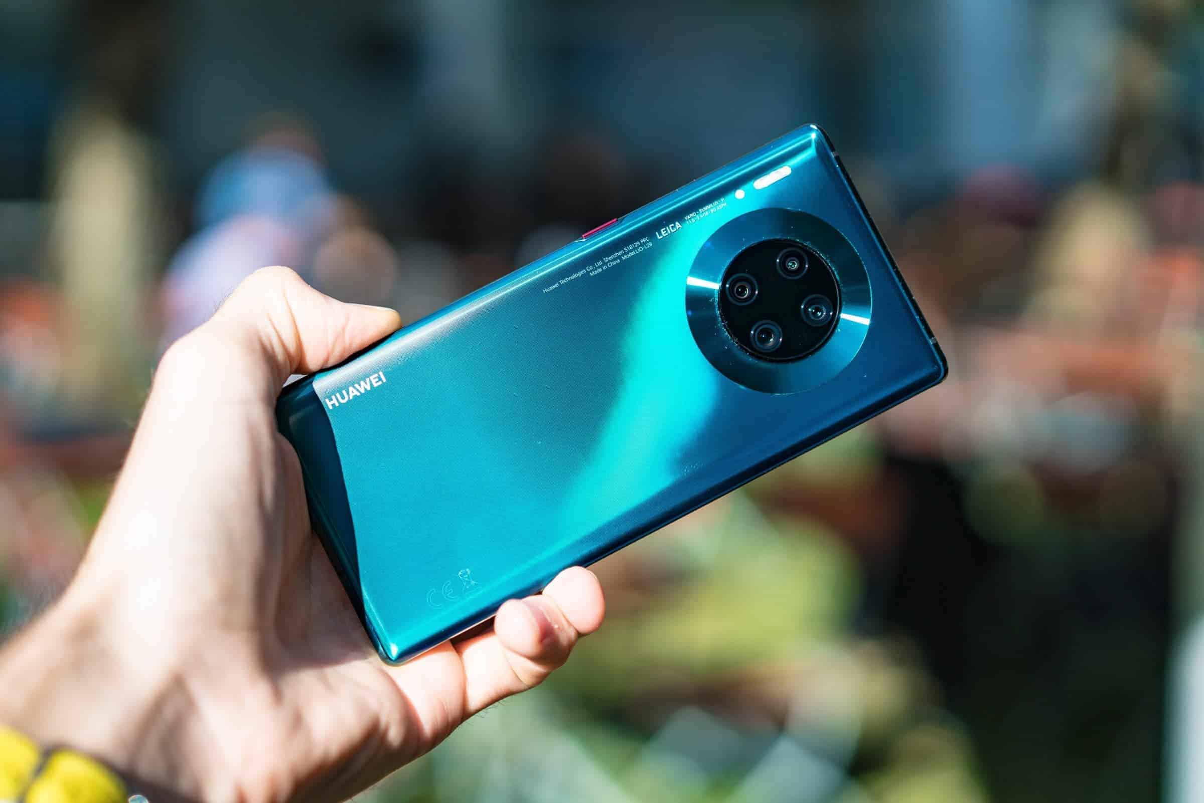 Huawei Mate 30 Pro Emerald Green back Event Munich