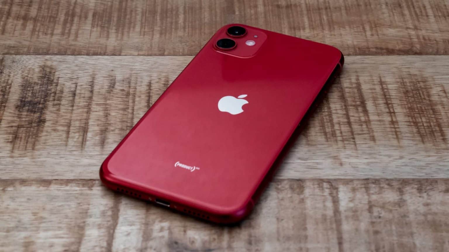 Apple-iPhone-11-Product-Red-Back