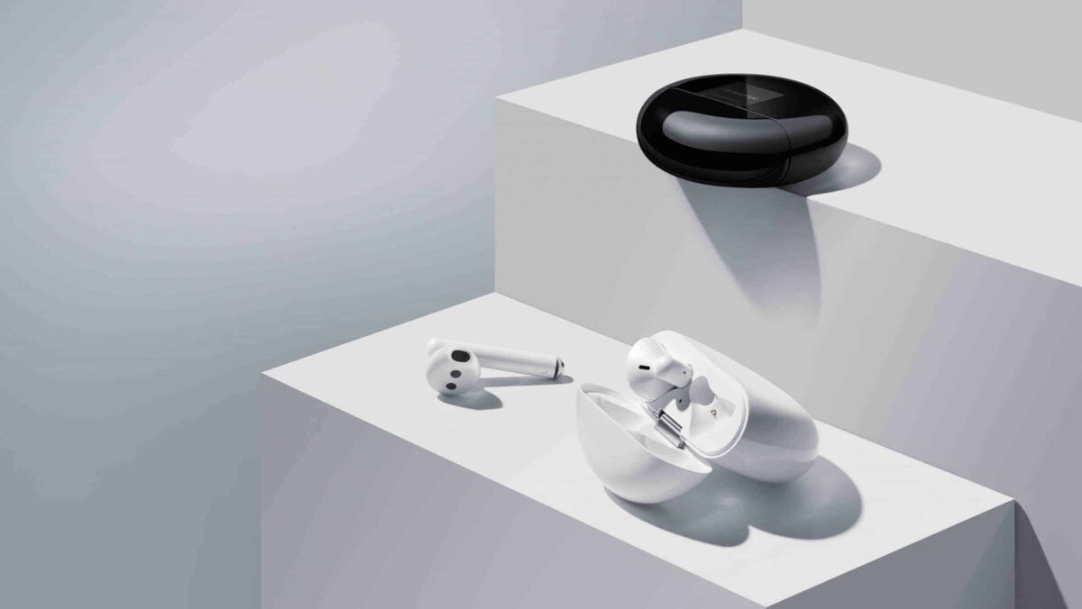 Huawei-FreeBuds-3-Black-White