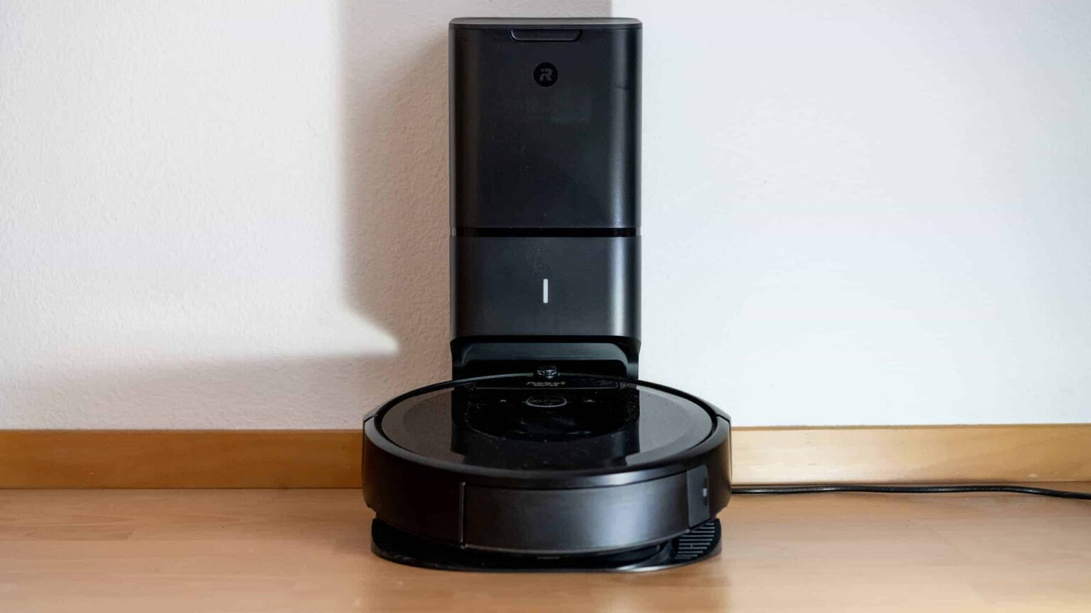 iRobot Roomba i7+