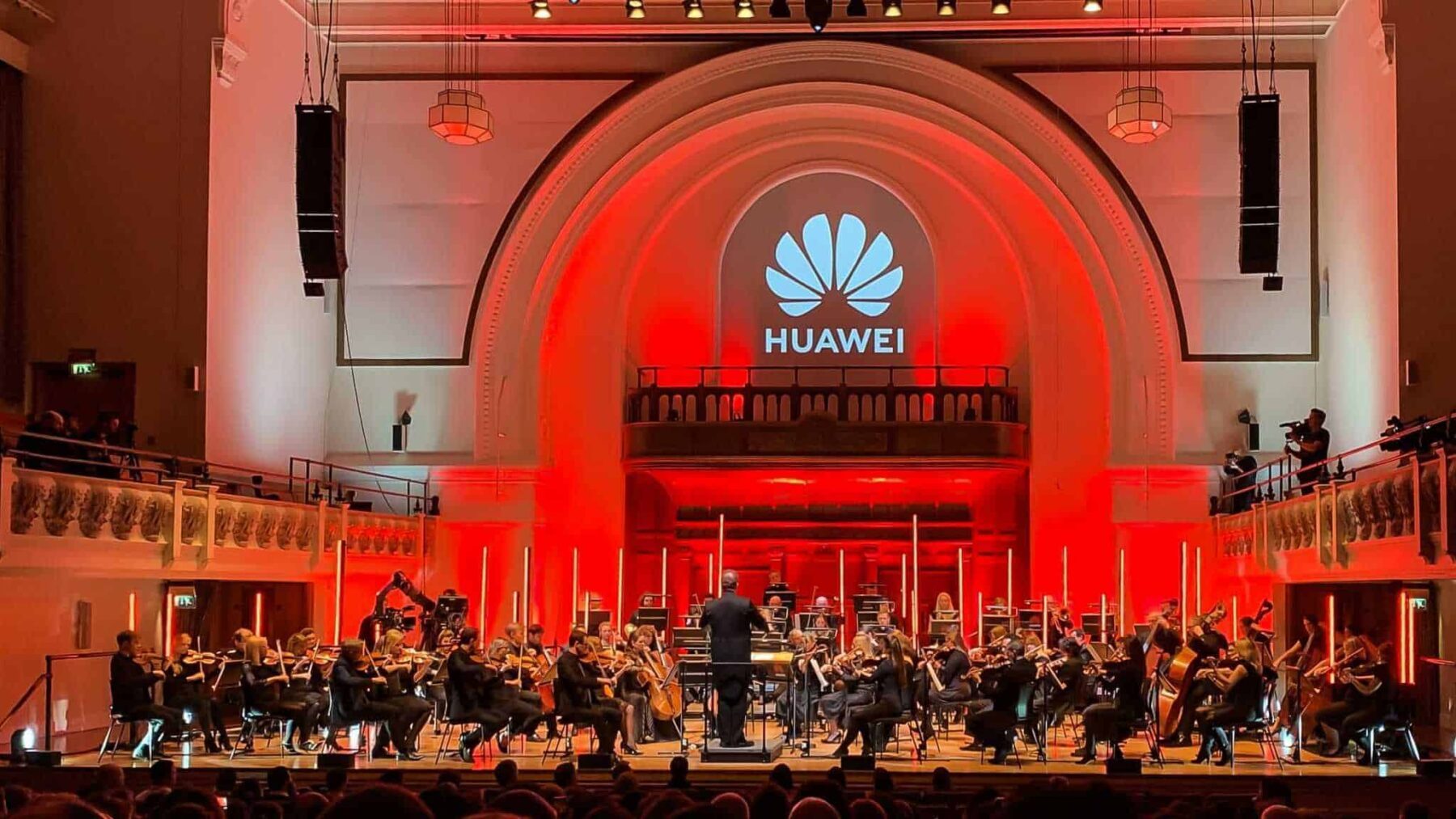 Huawei-London-Unfinished-Symphony Pascal Landolt