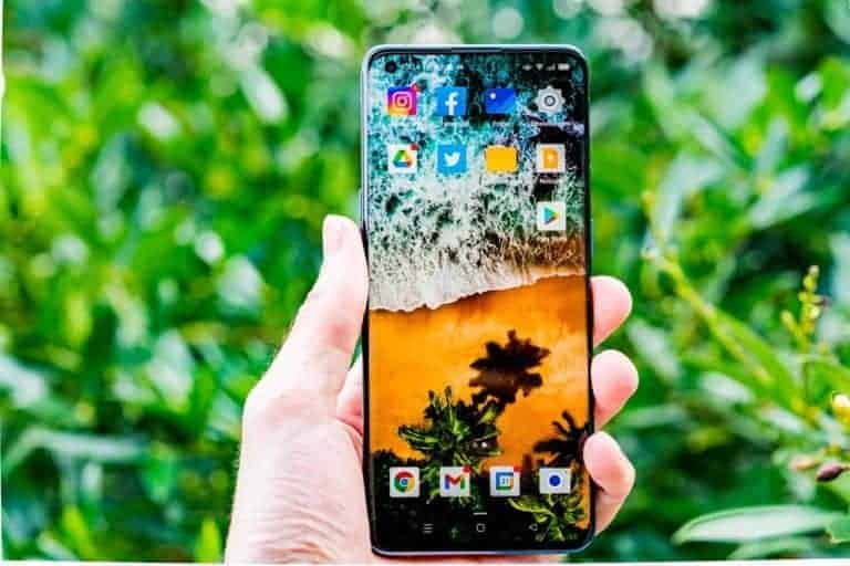 OPPO Find X3 Pro Display