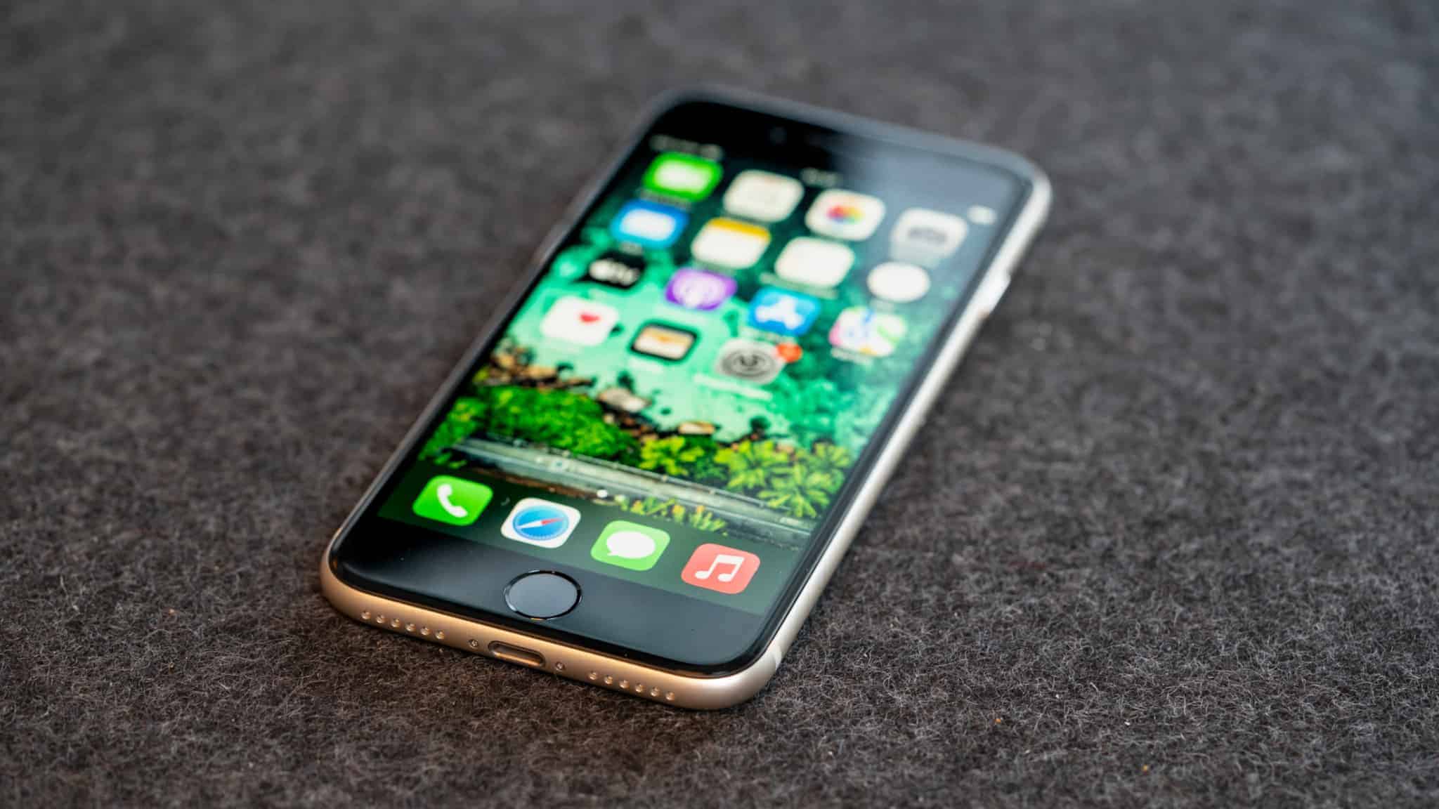 Apple iPhone SE 3 2022