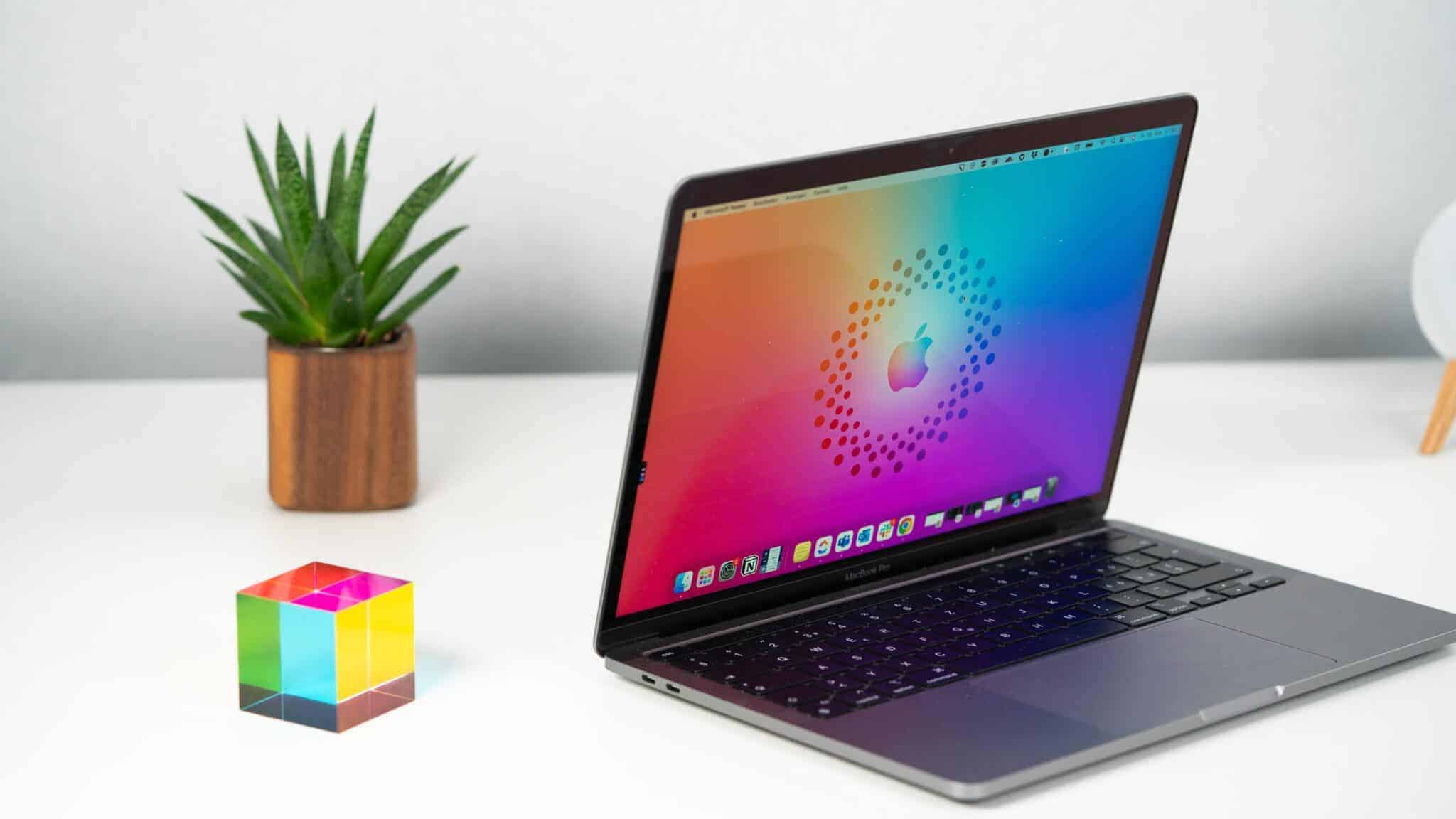 Apple MacBook Pro M2 2022 Display