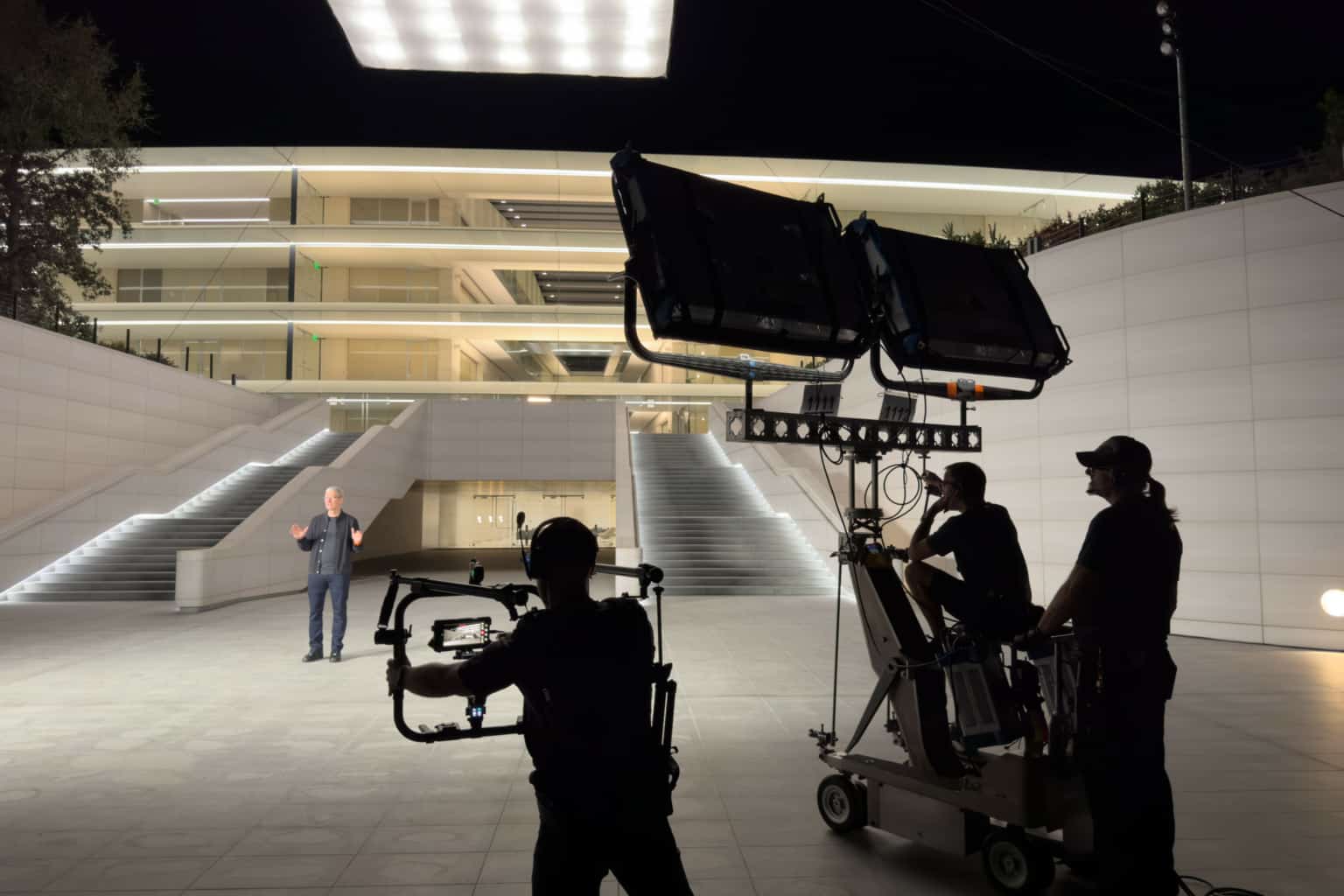 Apple Shot on iPhone-Tim Cook on set