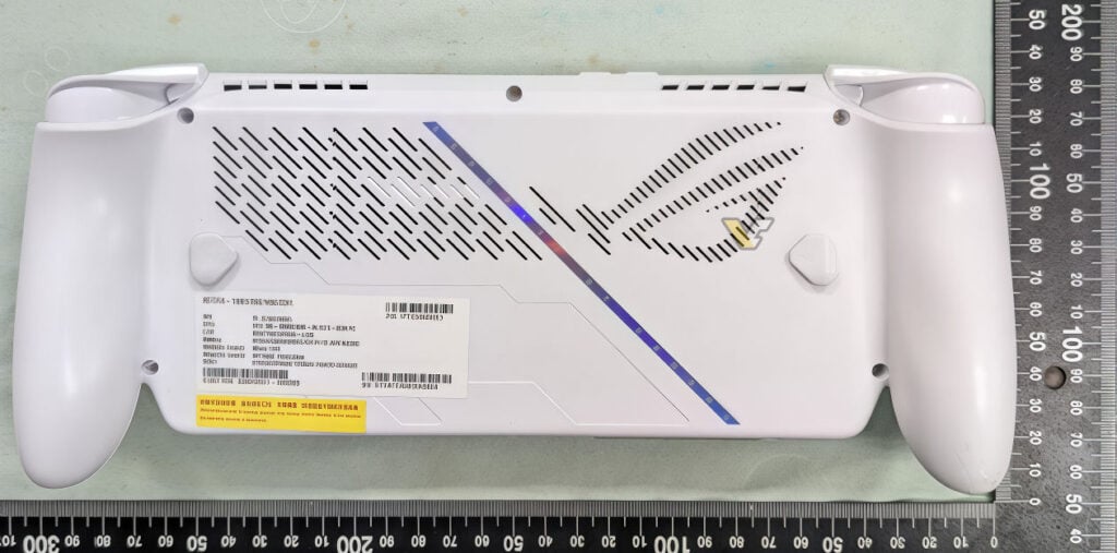 ASUS-ROG-ALLY-2-WHITE-2