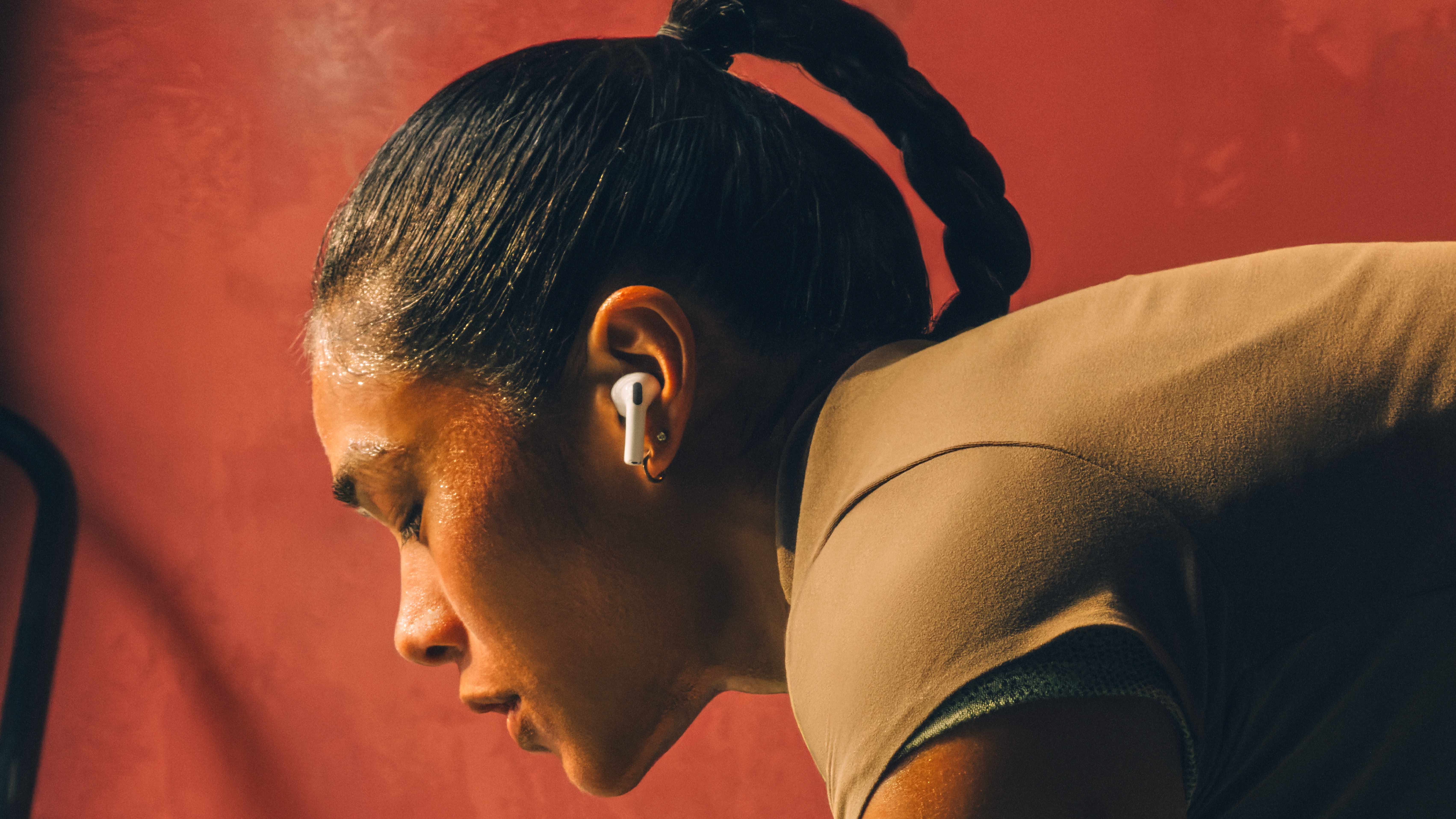 Apple AirPods Pro 3 lifestyle