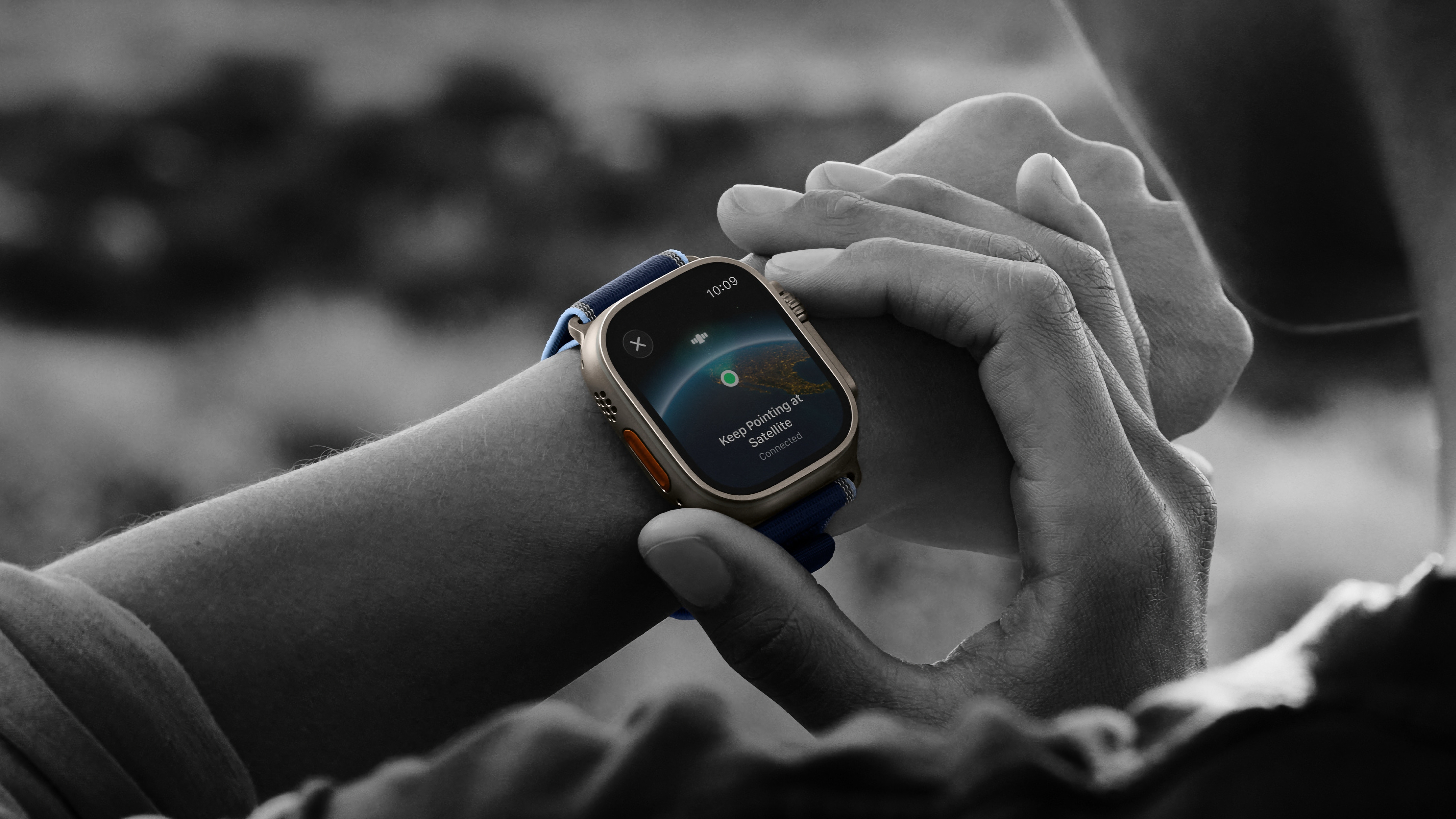 Apple Watch Ultra 3 lifestyle hiking